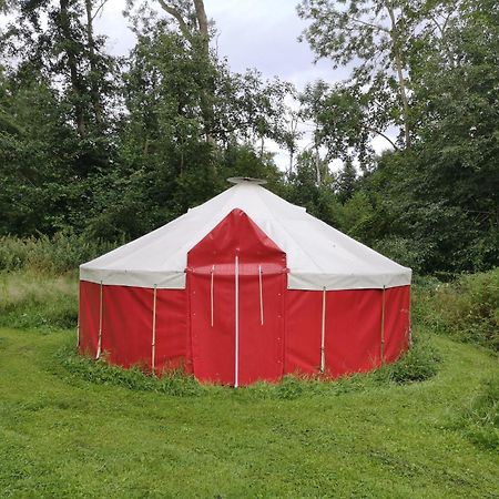 Jurten Im Garten Eden Bub Hotel Gutzkow Kültér fotó